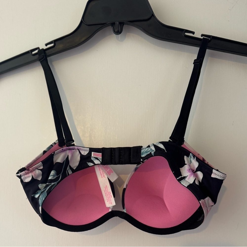 Pink Bra - Picture 4 of 5